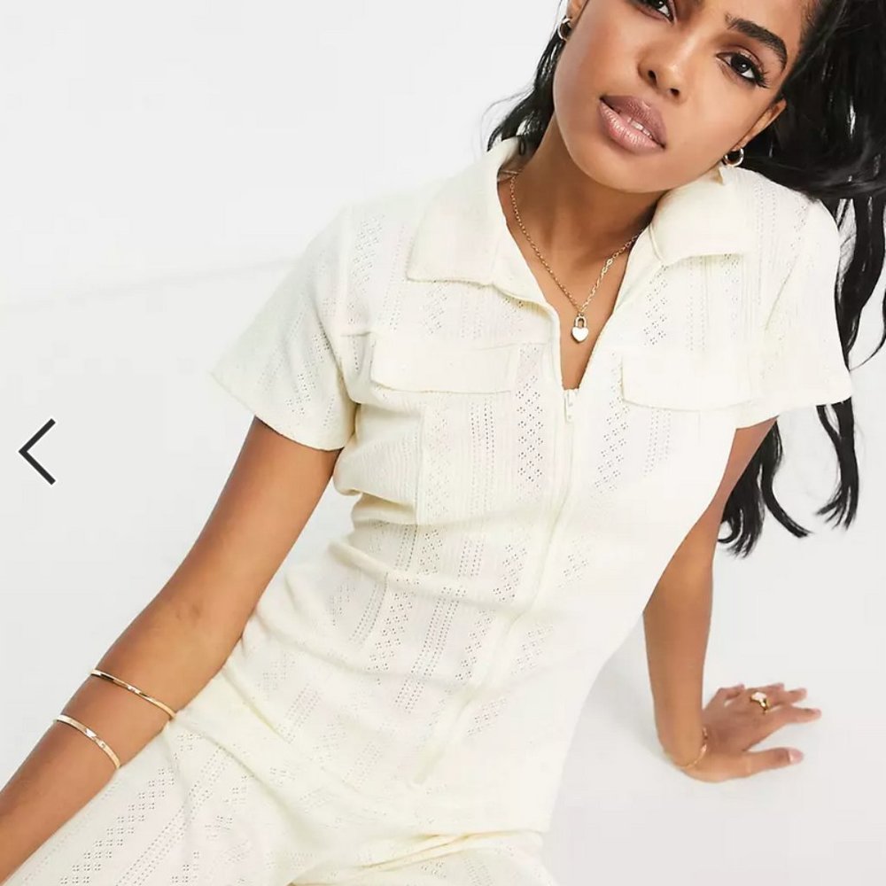 ASOS 70's zip front collared jumpsuit in pointelle Size Small US 4 Flare Beige - Picture 2 of 4